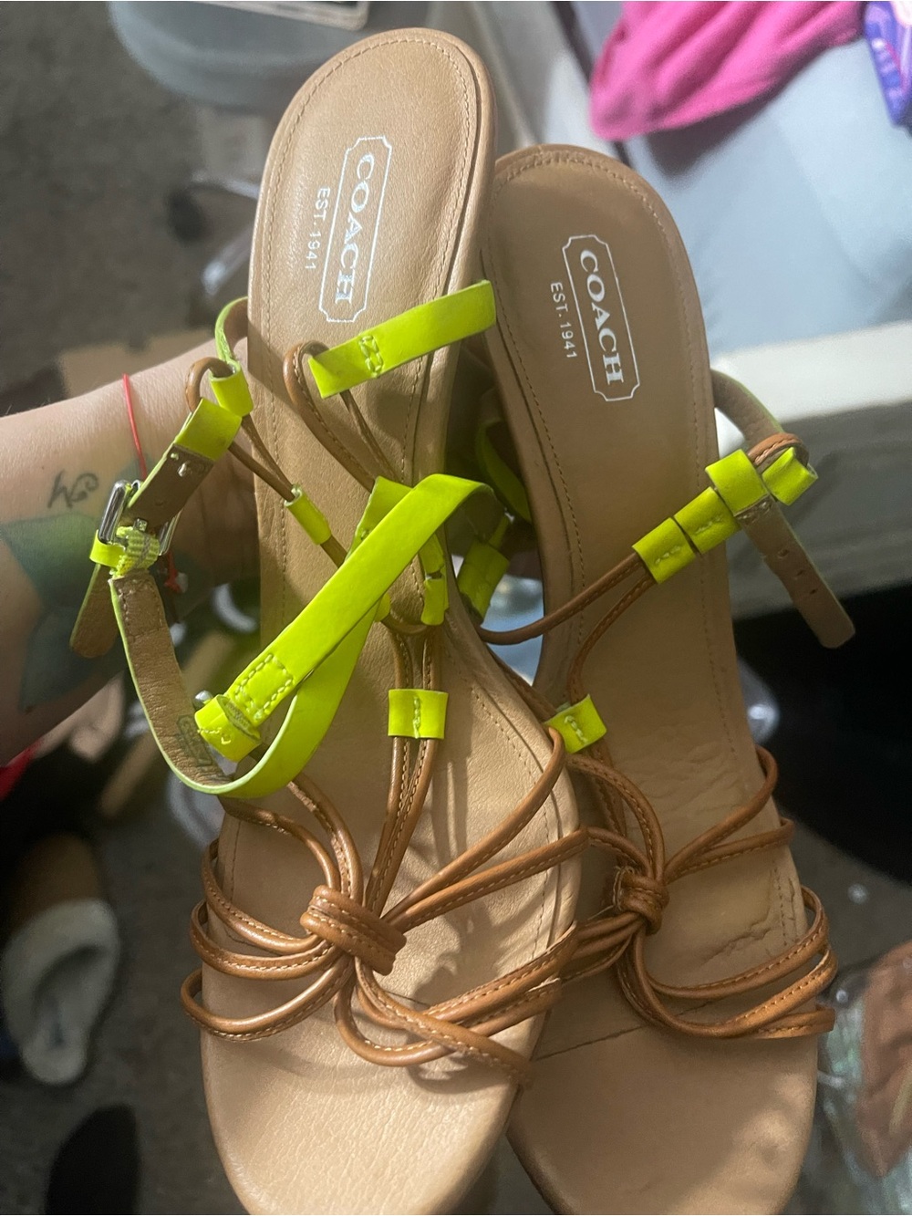 Coach heels - Picture 2 of 5